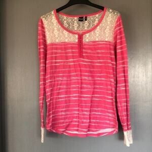 Cruel Women’s Pink White Lace Henley Long Sleeve T-Shirt Large
